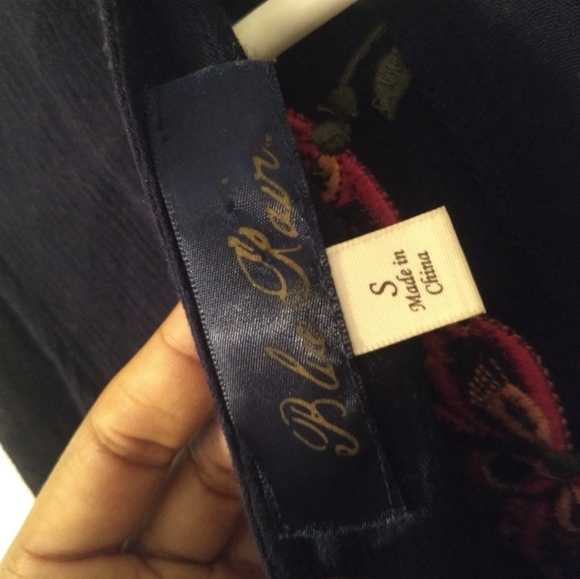 Blue Rain Embroidered Top, Size Small, Navy Blue - Picture 6 of 8